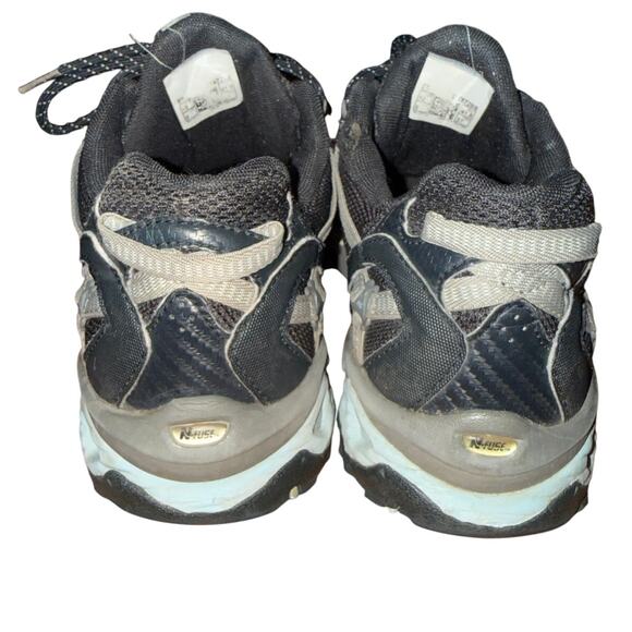 New Balance 572 Women's All-Terrain Running Shoes Black and Grey, Size 10 - Picture 7 of 8